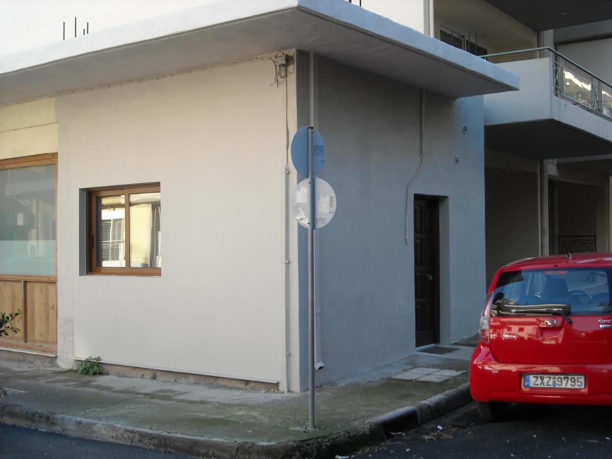 Kalamata Home, Marina A Esterno foto