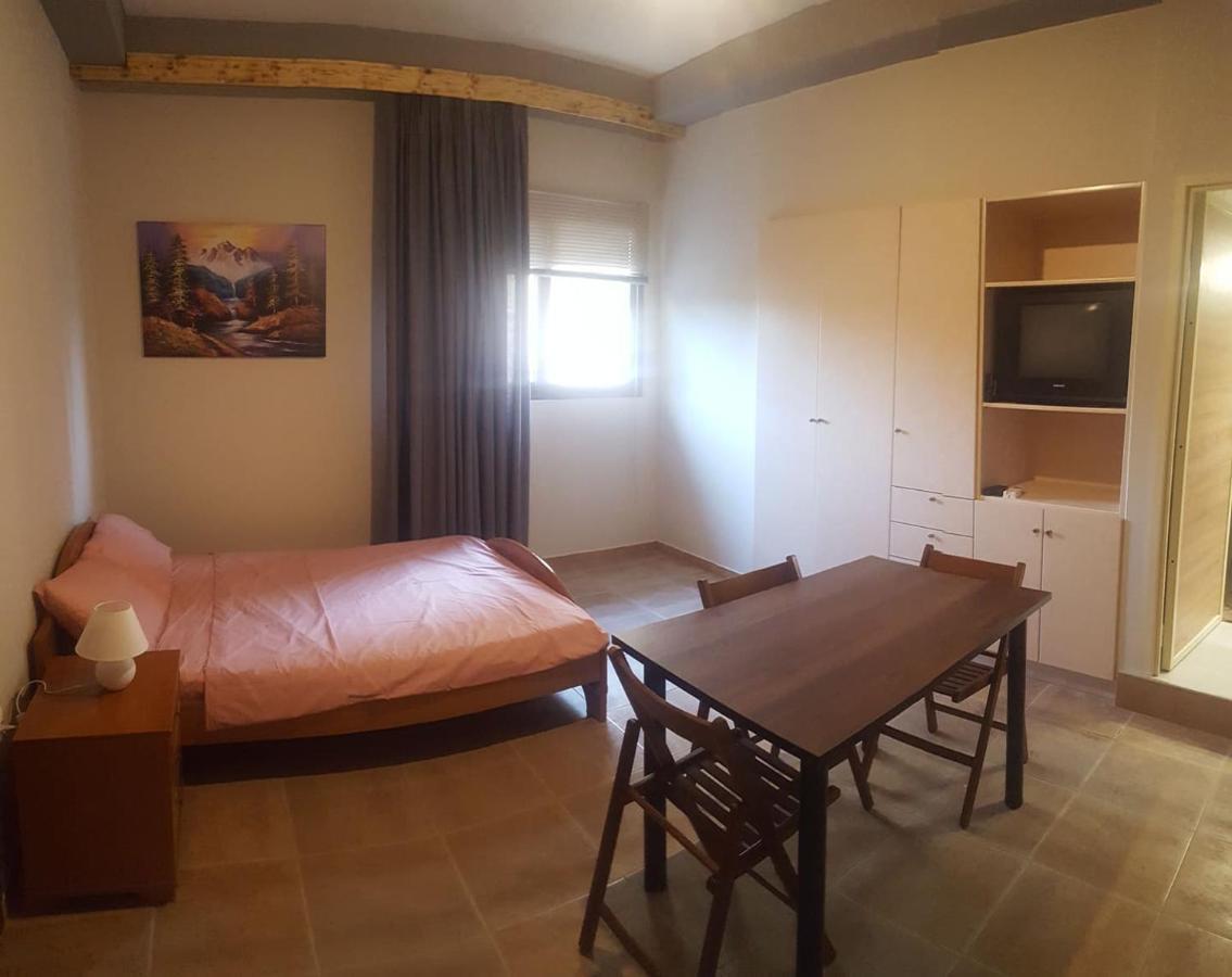 Kalamata Home, Marina A Esterno foto